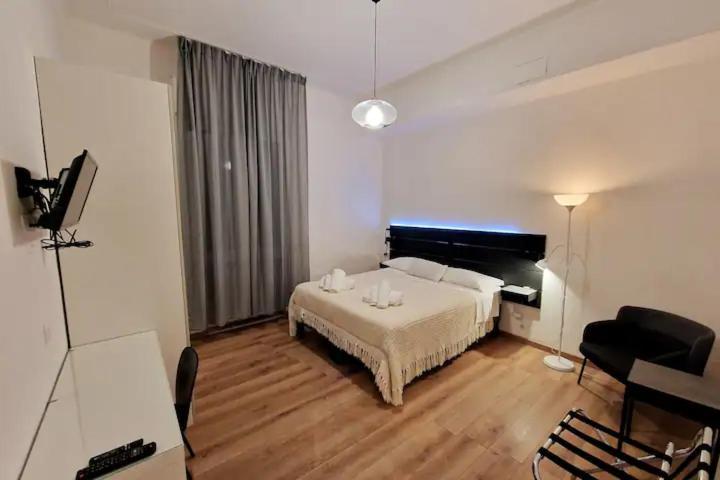 Fiera Station Apartment Болонья Екстер'єр фото