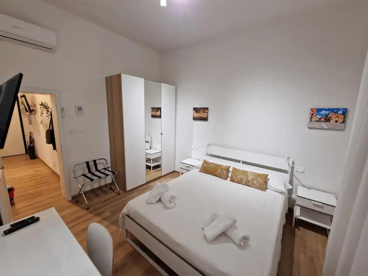 Fiera Station Apartment Болонья Екстер'єр фото